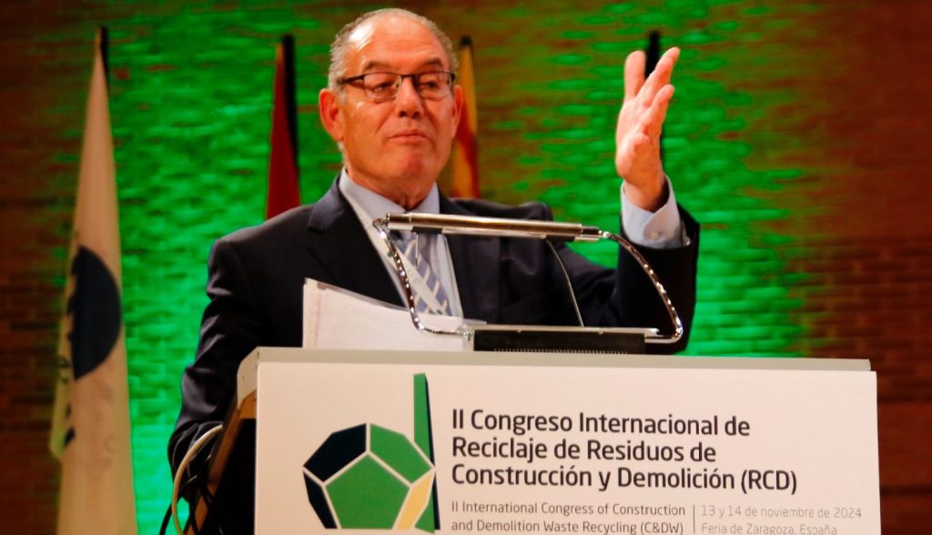 noticias maquinaria II Congreso Internacional de Reciclaje de Residuos de Construcción y Demolición
