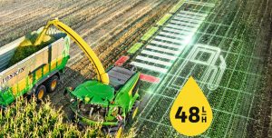 noticias maquinaria John Deere lanza un programa de garantía de combustible para su picadora de forraje 8600