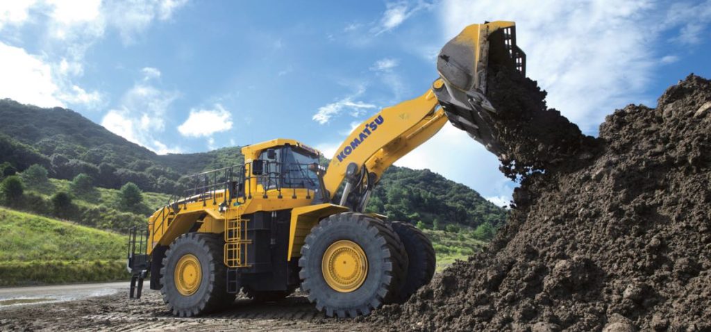 noticias maquinaria Komatsu lanza la nueva cargadora de ruedas WA700-8-2