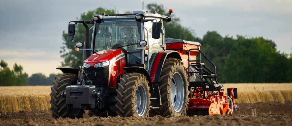 noticias maquinaria Massey Ferguson introduce la Serie MF 5M