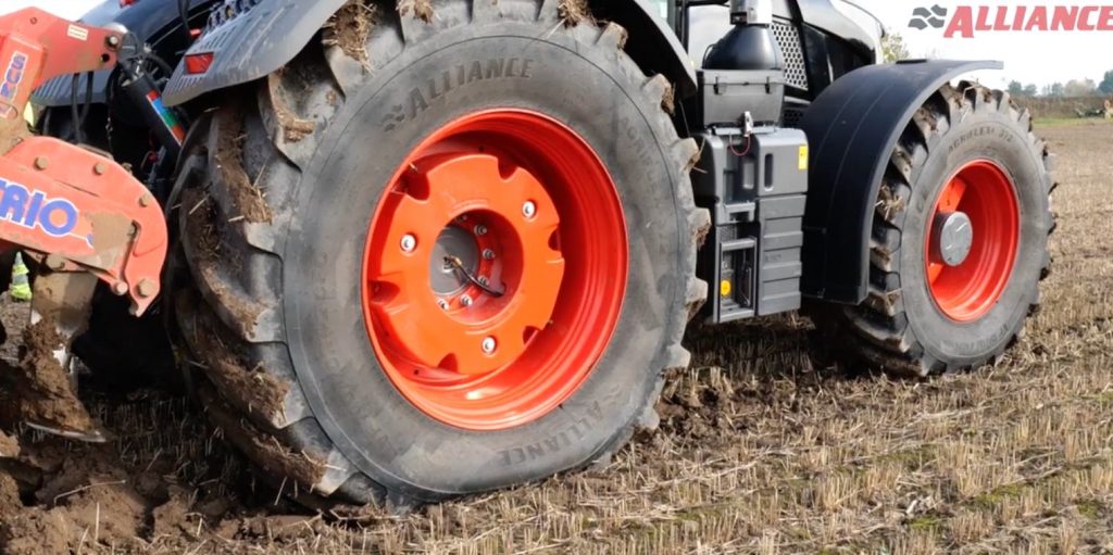 noticias maquinaria Neumáticos Alliance mejoran la eficiencia en el campo