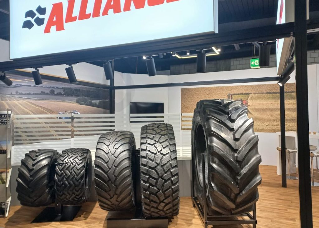 noticias maquinaria Alliance Tires brilla en Agrama 2024