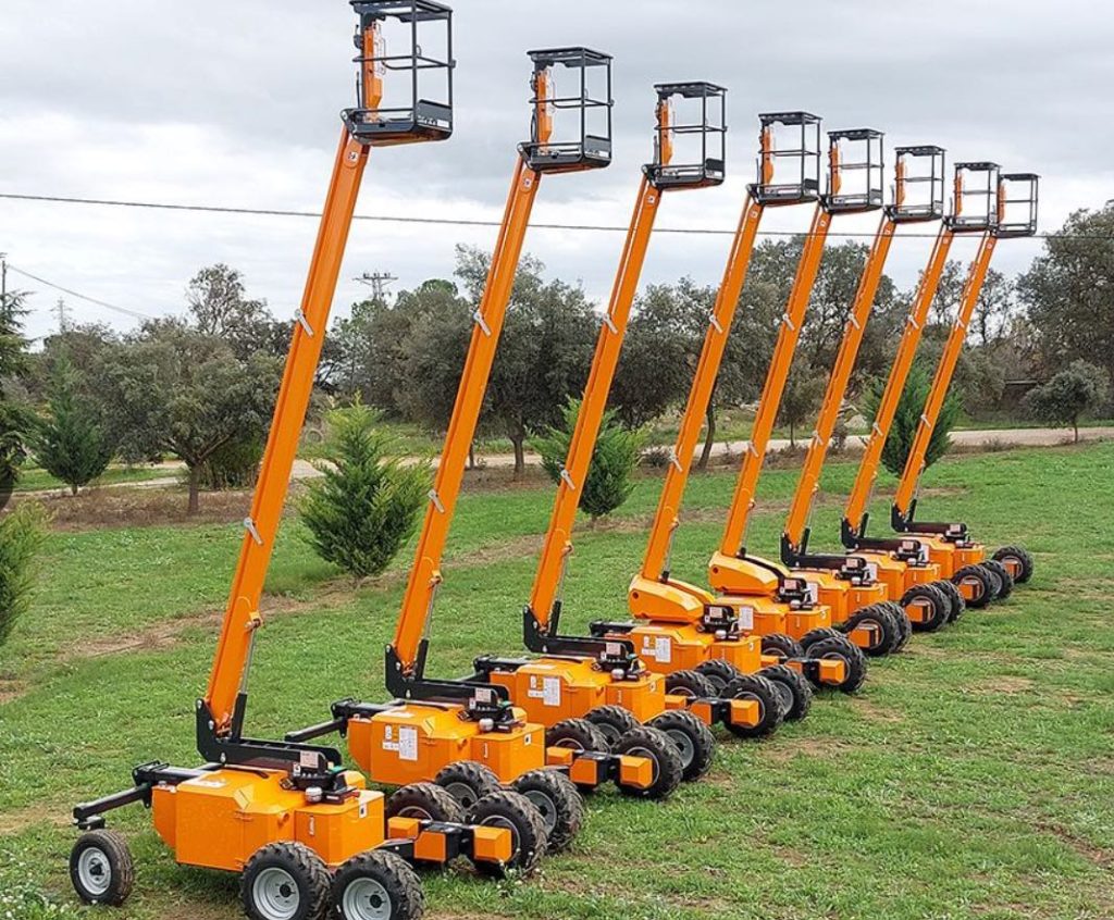 noticias maquinaria Plataformas elevadoras MECAPLUS P8 4-CW para Australia
