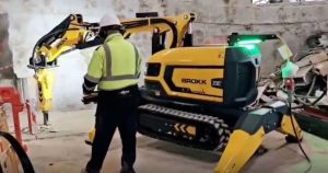 noticias maquinaria Rafe Demoliciones refuerza su flota con el BROKK 200+