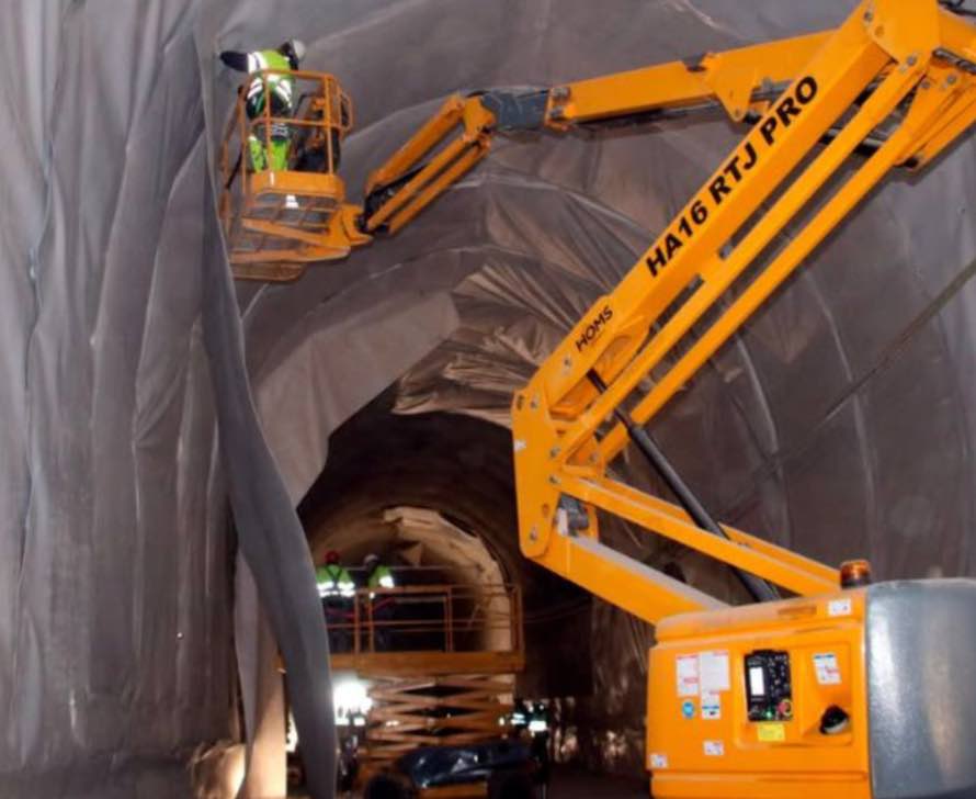 noticias maquinaria 6 plataformas de Homs Rentals en obras de túneles