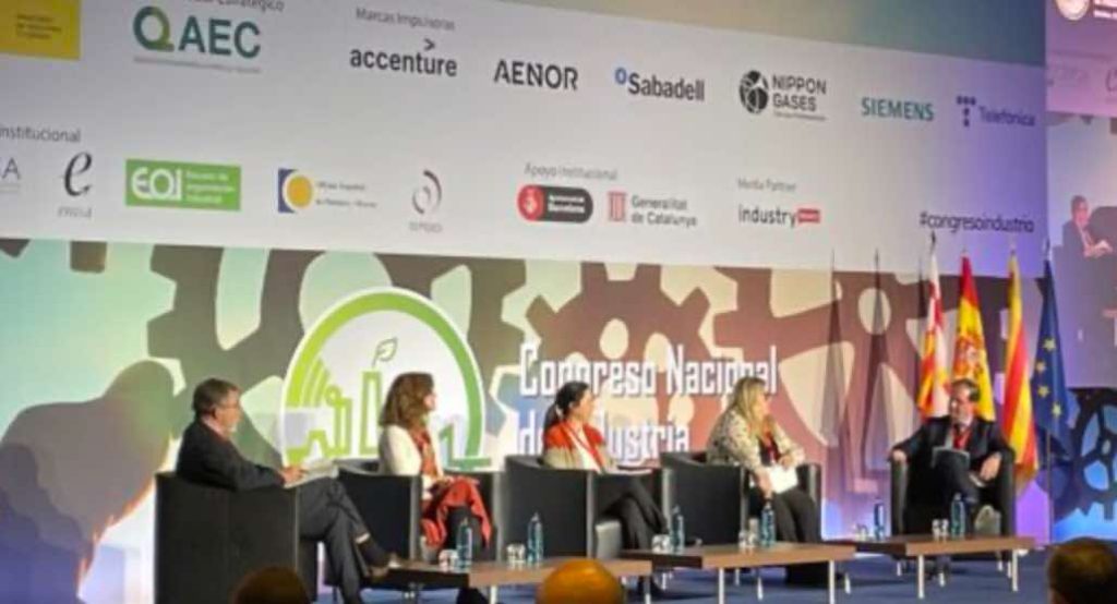 noticias maquinaria ANEFA en el VII Congreso Nacional de Industria