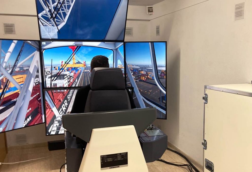 noticias maquinaria Estarraco Adquiere el Primer Simulador Liebherr LiSIM en España