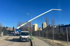 noticias maquinaria Spain Crane International  cuenta con la grúa K2300
