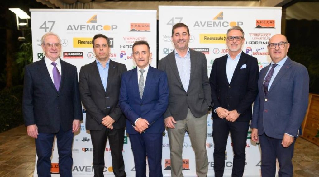 noticias maquinaria Finanzauto participa en la Cena Anual de AVEMCOP