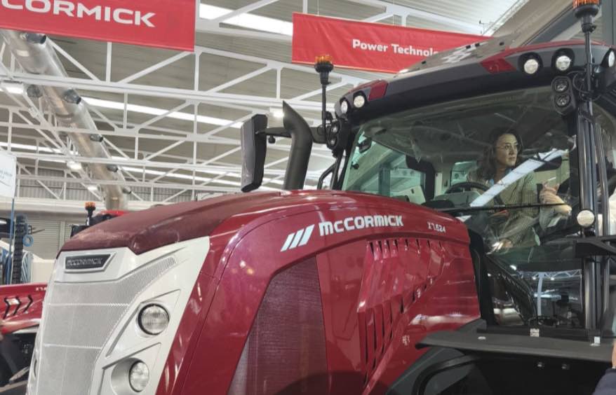 noticias maquinaria La nueva cabina Clever Cab del McCormick X7.624 en Agraria