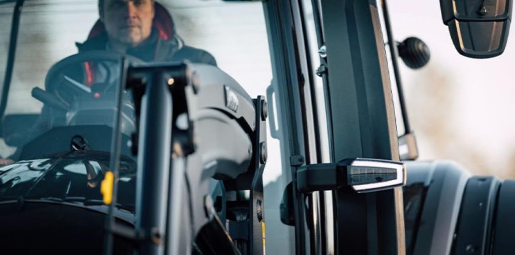 noticias maquinaria La innovación y las mejores luces en tractores Valtra