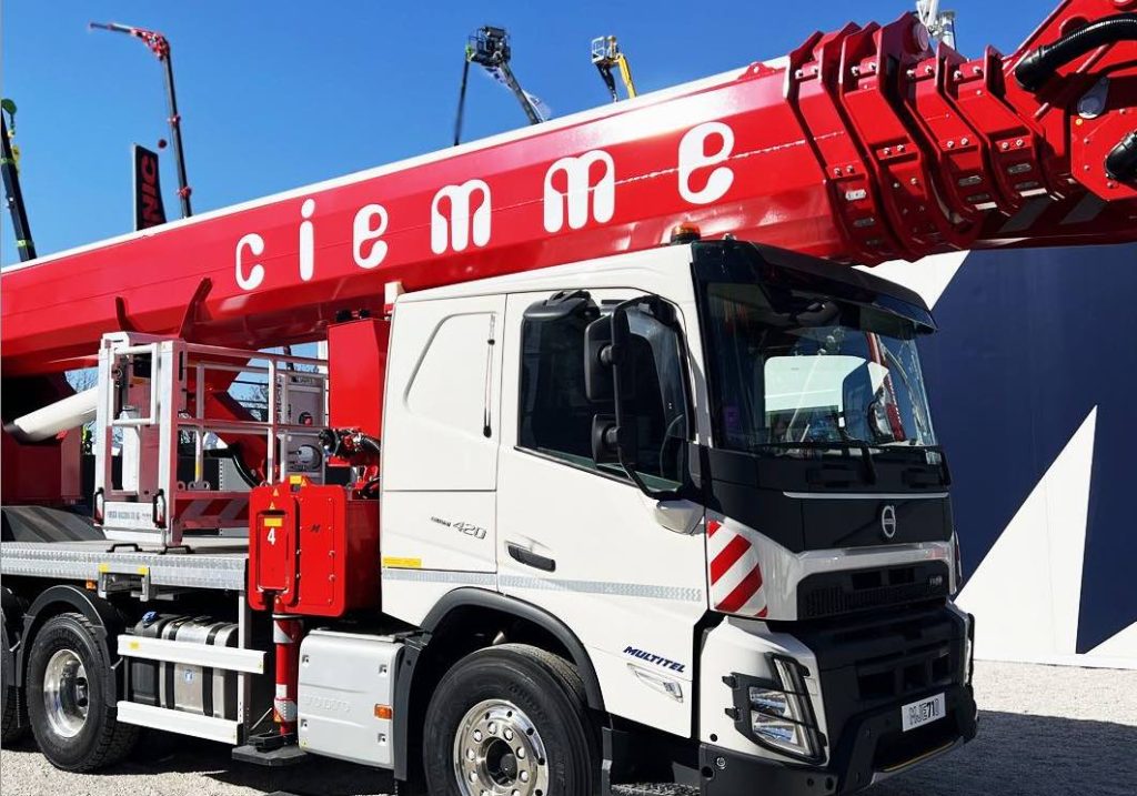 noticias maquinaria Multitel Pagliero con la MJE 710 en Bauma 2025