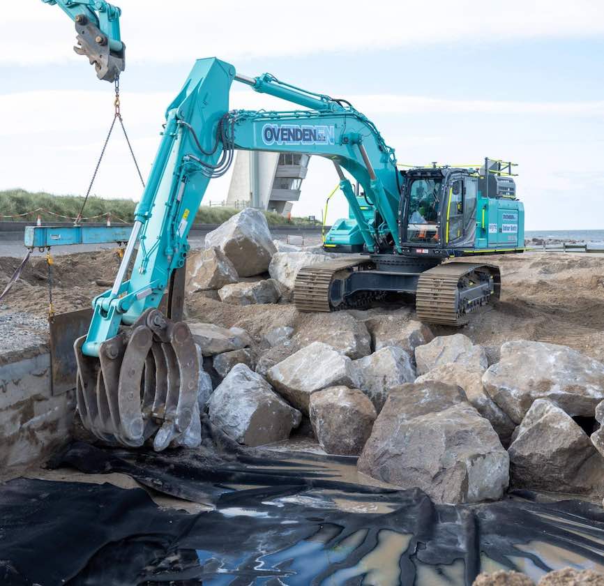 noticias maquinaria excavadora Kobelco SK520LC-11E