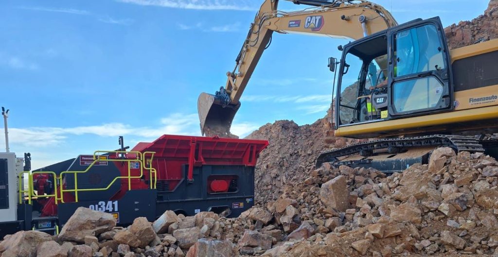 noticIas maquinaria Finanzauto acerca al mercado español la QJ341 de Sandvik