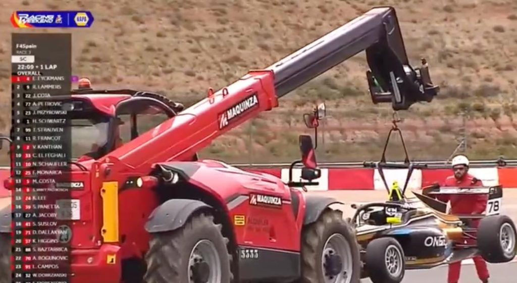 noticIas mauinaria Maquinza en el Campeonato de España de F4