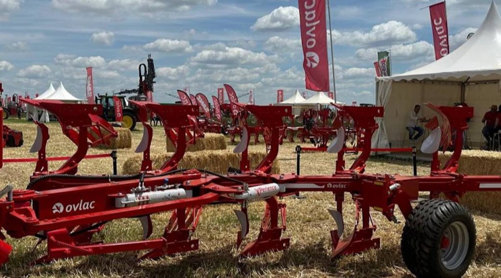 noticias maquinaria Agrícola Calvo y OVLAC firman acuerdo de distribución-2