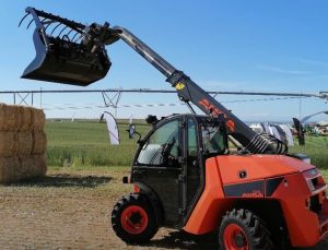 noticias maquinaria El manipulador telescópico T235H de AUSA en Demoagro 2025