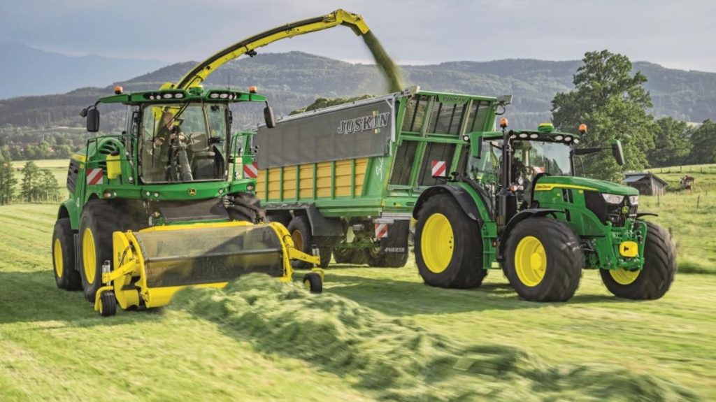 noticias maquinaria John Deere cierra el primer semestre con un beneficio neto de 2.673 mill $