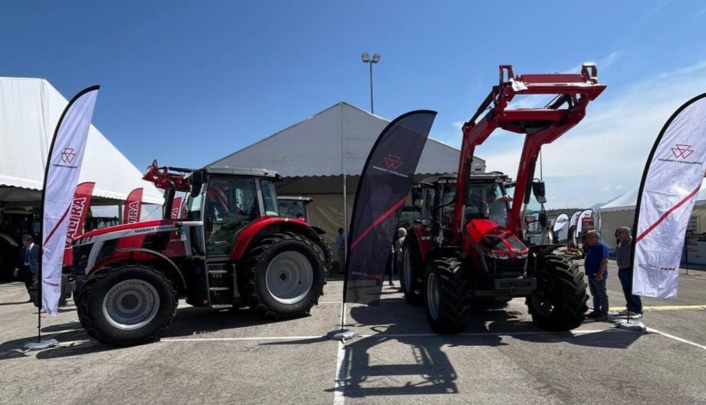 noticias maquinaria Massey Ferguson brilla en Expoliva 2025