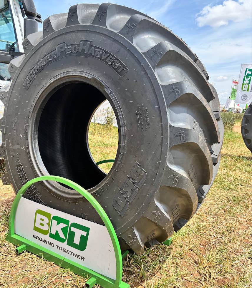 noticias maquinaria San José Neumáticos BKT AGRIMAX PROHARVEST Demoagro