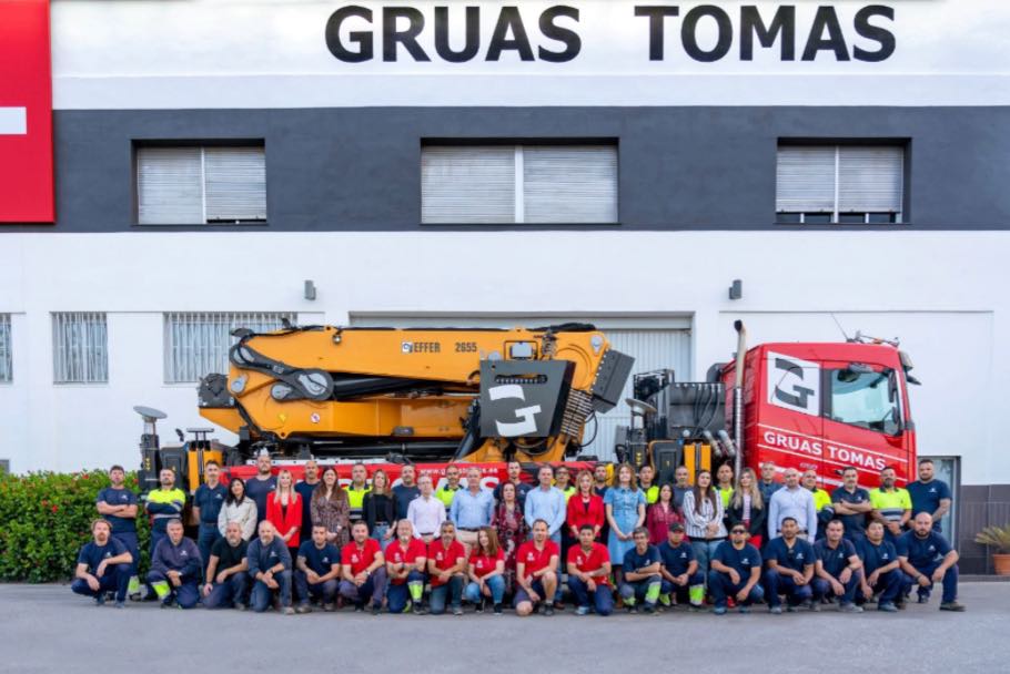 noticIas maquinaria 2025 marca un hito muy especial para Grúas Tomás