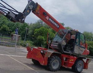 noticIas maquinaria Maquinza en la reconstrucción de infraestructuras en Gernika-Lumo