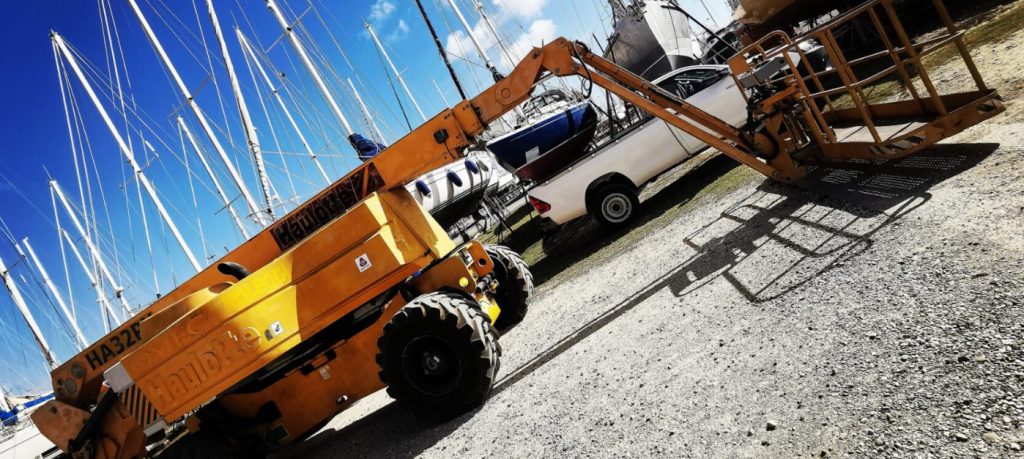 noticias maquinaria La plataforma HA32 PX de Haulotte en trabajos de puerto