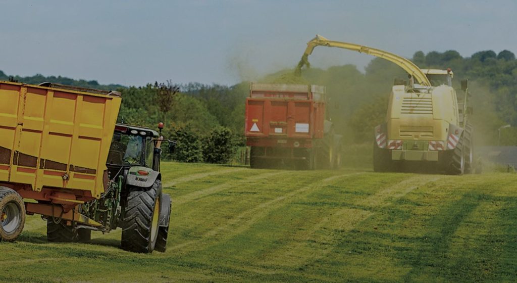 noticias maquinaria BKT presenta su gama de neumáticos diseñados para henificación