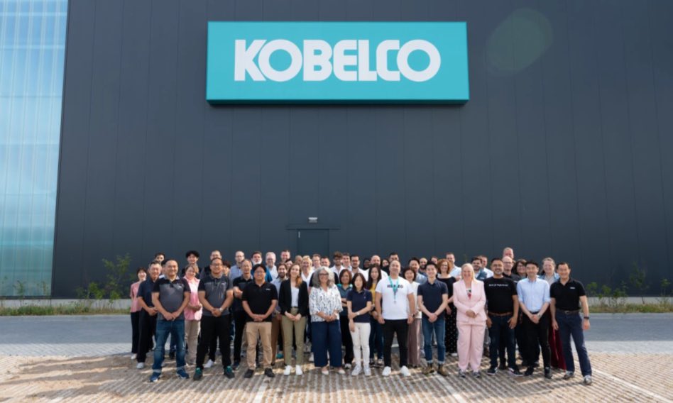 noticias maquinaria Kobelco Construction Machinery Europe estrena nueva sede en Lelystad