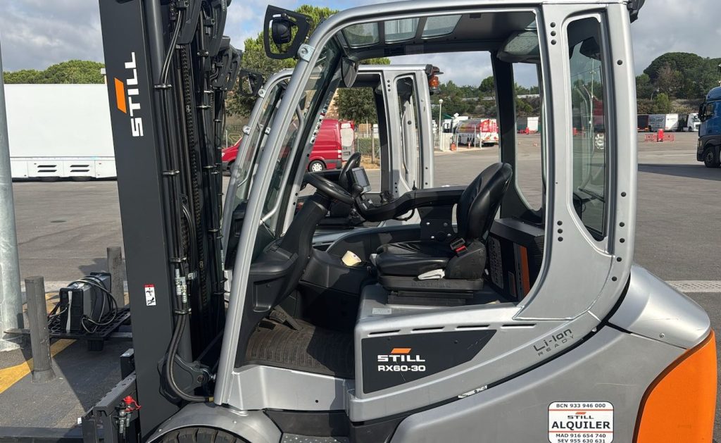 noticias maquinaria STILL Optimiza la Logística del Ferrari Challenge Series 2025