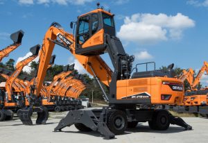 noticias maquinaria Nueva manipuladora de materiales Develon DX270WMH-7