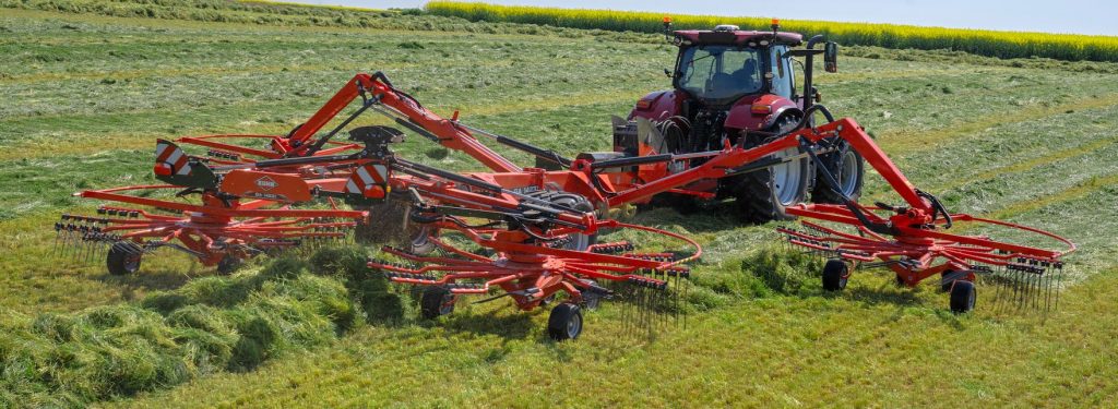 noticias maquinaria Nuevo hilerador de cuatro rotores KUHN GA 14231