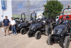 noticias maquinaria Solis Tractors visita Catron Internacional