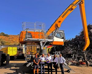 noticIas maquinaria Reciclajes Olmedo incorpora la primera Liebherr LH 50 M High Rise en España