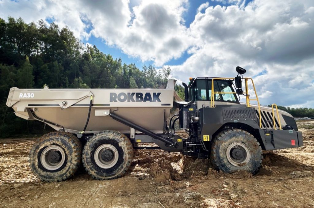 noticIas maquinaria Rokbak RA30 hará su debut en Lyon