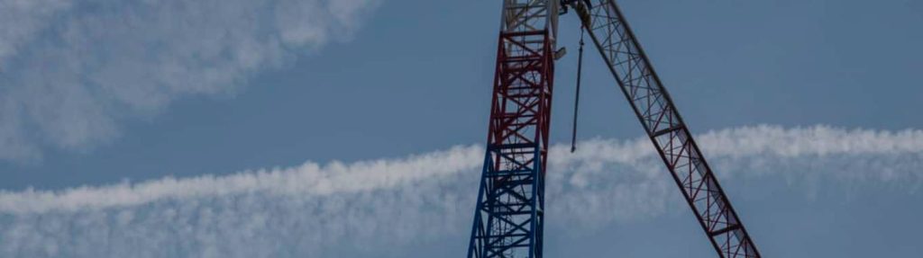 noticIas maquinaria Terex vende negocio grúas torre y todoterreno a Raimondi Cranes