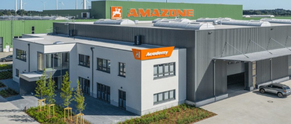 noticias maquinaria AMAZONE inaugura su nuevo centro de formación en Altmoorhausen