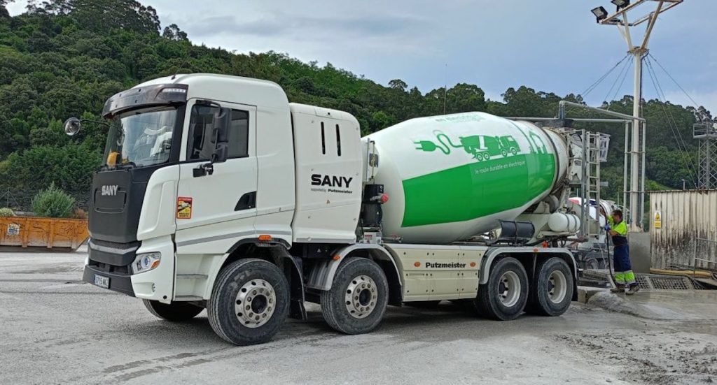 noticias maquinaria La eMixer de Putzmeister trabajando con Candesa en Cantabria
