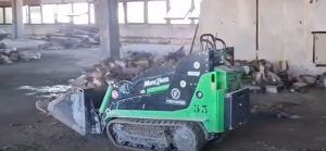 noticIas maquinaria RAFE apuesta por minicargadoras eléctricas para recogida de escombros