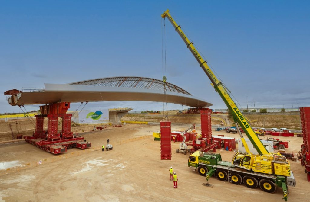 noticias maquinaria La fiabilidad de las grúas Liebherr en cada proyecto