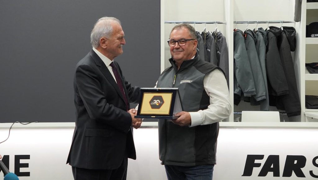 Faresin Deutschland celebra 20 años de innovación noticias maquinaria