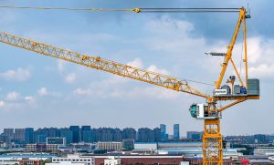 Potain lanza la nueva grúa torre de pluma abatible MCR 505 J25 Noticias Maquinaria
