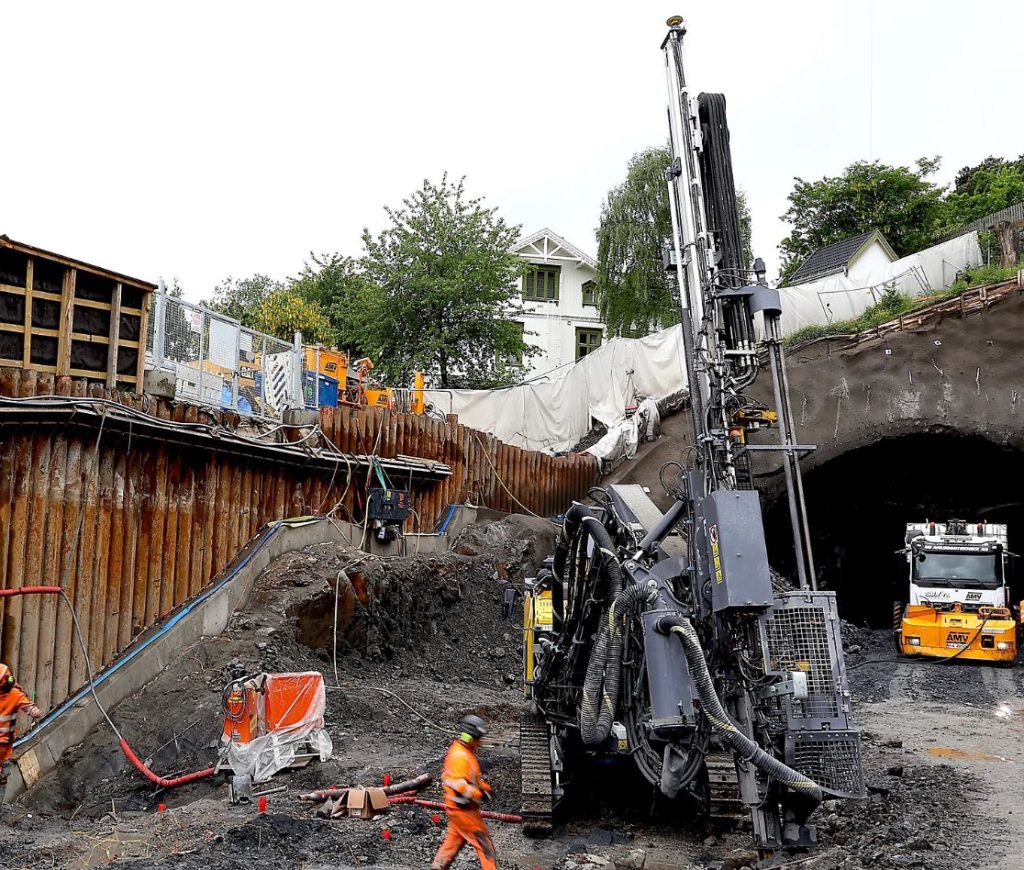 noticias maquinaria Epiroc avanza en electrificación con el concepto SmartROC T35 BE