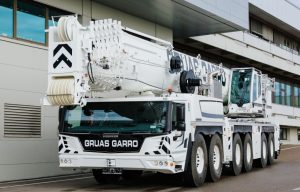 noticias maquinaria Grúas Garro primera Liebherr LTM 1300-6.4 en España
