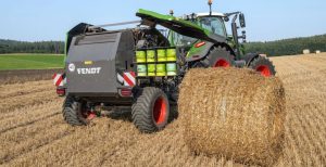 noticias maquinaria Nuevas opciones de atado de las rotoempacadoras Fendt Rotana-2