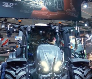 noticias maquinaria Valtra presenta innovación, sostenibilidad y experiencias únicas en Agritechnica 2025