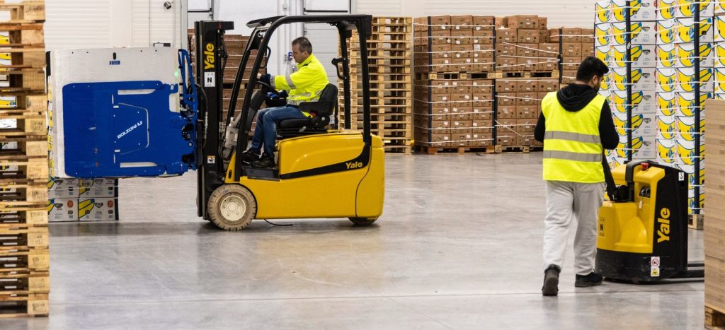 noticias maquinaria Yale optimiza la logística de Chiquita