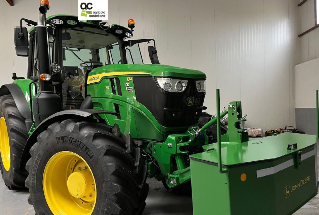 Agrícola Castellana entrega un John Deere 6M 165 Noticias Maquinaria