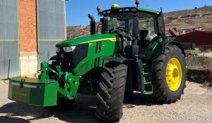 Agrícola Castellana entrega un John Deere 6R 250 en Villamediana Noticias Maquinaria