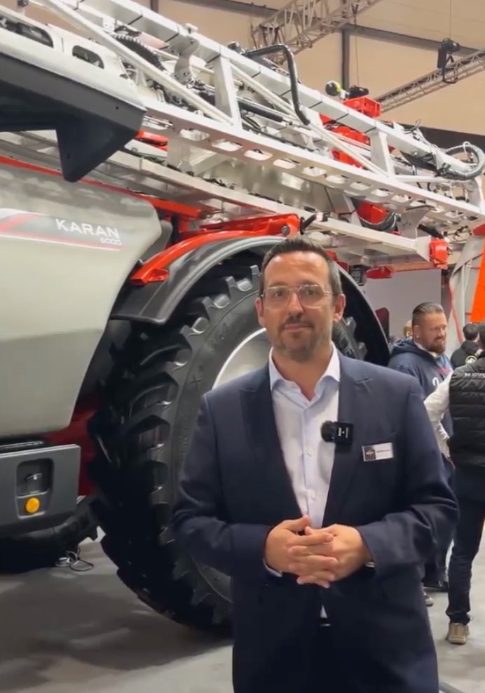 KHUN Group presenta el pulverizador arrastrado Karan